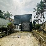 Cực hiếm chỉ 16tr/m2, bán 305.9m2 đất tặng nhà 2 tầng kiên cố tại phú mãn hoà lạc. rẻ hơn mua đất