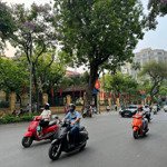 Siêu hiếm, mặt phố hàng bài, hoàn kiếm, dt 895m, 2 tầng, mt 13m, gia 900 tỷ ( có thương lượng)