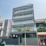 Cho thuê tòa nhà mới mt nguyễn trọng tuyển, phú nhuận dtsd: 900m2 trống suốt, pccc chuẩn văn phòng