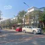 Bán biệt thự đẳng cấp tại khu đô thị chức năng tây mỗ trái tim của tây hà nội - dt 200m2 - 40 tỷ
