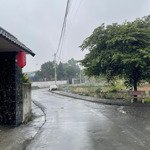 Chính chủ bán lô đất 76,4m2 full thổ nở hậu đường oto lô góc siêu đẹp k lỗi gì phú mãn quốc oai x2