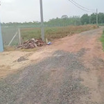 Cần bán 1.3 mẫu đất tại xã hòa thạnh - châu thành - tây ninh đường thông xe công, xe ô tô đi được