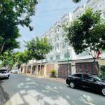 Khu nhà phố đồng bộ sang trọng đẳng cấp dt 84m2 với 5 tầng lầu lê văn khương, q 12, giá 7 tỷ 7