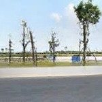 Chính chủ kẹt tiền cần bán biên hoà new city 100m2 mặt tiền đường 24m giá 2.500 tỷ. lh: 0933545402