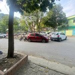 Cho thuê nhà phân lô trung hòa, dt 45m2, 5 tầng, mt 4.5m, thông sàn, ô tô, kinh doanh