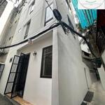 Bán nhà riêng ngõ 58 đường láng- 1 nhà ra phố- 63m2* 5 tầng- hơn 11 tỷ- ô tô đỗ- nhà mới thoáng 3 mặt