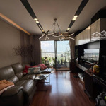 Bán 3 phòng ngủ đập thông còn 2 phòng_the sun avenue.view sông, ban công đông nam.giá: 8,5tỷ net