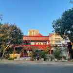 Cho thuê nhà 2 mặt tiền đẹp nguyễn văn hưởng, quận 2, ngang 20m, trệt 1 lầu, giá 138 triệu