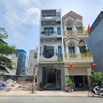 Nhà hoàn công mẫu nhà hót nhất thời điểm này full nội thất-vị trí kinh doanh buôn bán có sân xe hơi