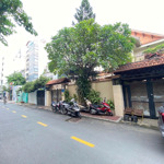 Quá hot! sở hữu ngay biệt thự cổ sân vườn hồ bơi góc 2mt phường bình an - dt 820m2 - ngang 22m