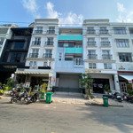 Cho thuê nhà nguyên căn hưng gia 5 phú mỹ hưng, quận 7, giá chỉ 45triệu/tháng, rẻ nhất khu vực