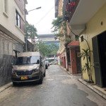 Bán nhà dân xây ngõ 544 nguyễn văn cừ, gia thuỵ. 42m. ngõ oto nông rộng thoáng. 10,3tỉ. 0943827333
