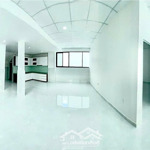 Căn hộ 2pn bancol - thang máy - full nội thất 75m2 - đi bộ đến vlu