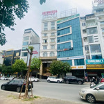 Bán nhà mặt phố tại miếu đầm, 52 tỷ, 72m2x8 tầng, thông sàn văn phòng, mặt tiền 5.4m, giá siêu hời