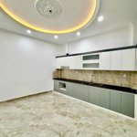Bán nhà 3 tầng lãm hà ngõ to oto đỗ cửa ngay chợ lãm hà, kiến an