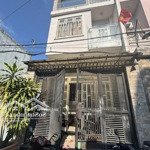 Chính chủ cần bán nhà 2 lầu giá bằng lô đất 1/ ta16, hẻm chuẩn 6m hướng tây, 63m2