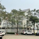 Biệt thự nhà vườn, gleximco 160m2, vỉa hè, ô tô tránh không khí trong lành, sống là hưởng thụ.29 tỷ