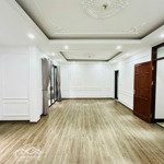 Mặt phố kđt garmuda gardens 128m2, giá: 42 tỷ, mt: 5.5m, 4 tầng, vỉa hè 8m, vừa ở vừa kinh doanh