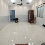 Nhà mới 1 trệt 1 lầu 4x20m 2 phòng hẻm 41 đặng dung giá 18 triệu