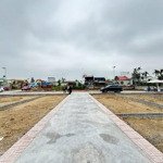 Siêu phẩm bát trang gần uỷ ban đường thông ô tô giá 650 triệu - 0345693286