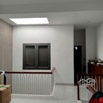 Cần bán nhà 2 tầng đường hói kiểng kđt nhx sát trục minh mạng. nhà mới, giá rẻ nhất khu