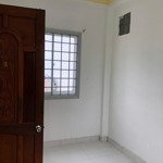 Góc 3 mặt tiền hxh đường 3/2 sát mặt tiền. dt 4.5m x 12m, nở hậu 5m (50m2) 2 tầng, giá 6.98 tỷ