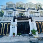 Nhà ngay chợ thủ đức - hxh rộng rãi - nhà đẹp xdkc - chỉ nhỉnh 6 tỷ còn tl cc