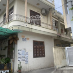 ông anh chuẩn bị đi định cư ở nước ngoài cần bán gấp nhà hẻm tôn thất tùng, nha trang. gần biển.