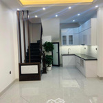 Yên hoà 7,6 tỷ-nhà mới full nội thất đẹp -30m-5t