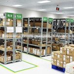 Mình cần cho thuê kho q bình thạnh - dt 180 m2 - gác kiên cố 100m2 - giá 30tr - đường xe tải 5 tấn