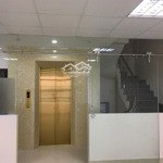 Tòa nhà phố bùi huy bích 100m2 * 7 tầng mặt tiền 7m. mới xây, thang máy