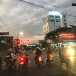 đất mặt đường 261 với diện tích 600m2 có 300m2 thổ cư. mặt tiền 17m. cách ngã tư đèn đỏ khoảng 4km