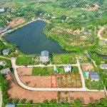 Chính chủ bán đất full thổ cư lưng tựa núi, mặt hướng thủy, vị trí đẹp tại trung tâm nghỉ dưỡng