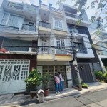 Cho thuê nhà quận 7 (3 tầng có 4pn + 3wc) giá 15tr/th. zalo 0902.550.515