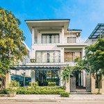 Chuyển nhượng căn biệt thự flc có sổ, căn mới, vị trí đẹp đang kinh doanh du lịch. lh: 0986.594.268
