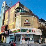Góc 2 mt - nguyễn đình chiểu & hẻm xe hơi, p4, q3 - dt 6.8 x 20m - 6 tầng - hđt 250tr/th - giá 69t