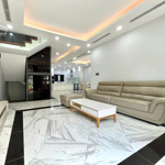 Cho thuê biệt thự nam thông sân vườn có thang máy thiết kế: 5pn, giá: 70 triệu