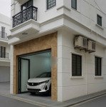 Nhà dân xây lô góc gara 7 chỗ zá tốt nhất ngọc thụy long biên
56m 6 tầng mặt tiền 4.9m nhỉnh 12 tỷ