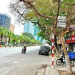 Bán nhà mới đội cấn, 6 tầng thang máy, 2 mặt thoáng, 7.9 tỷ - 0966341545