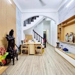 Bán nhà tân ấp ba đình gần phố ngõ đẹp nhà chắc chắn full nội thất vị trí siêu đẹp