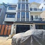 Bán nhà 3pn, 1 phòng sinh hoạt chung, 4wc, 56m2, 1t2l tum, hẻm 8m, đ. gò cát, phú hữu