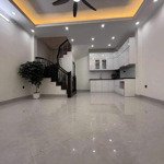 Bán nhà riêng phố trạm, long biên, hà nội - 42m2 giá chỉ 7,75 tỷ