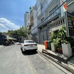 Chỉ với 12.x tỷ có ngay nhà 115m2,nở hậu ,mặt tiền rộng ,dân trí cao,xây dựng 6 tầng,chủ gấp bán.