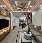 Bán nhà phân lô văn chương thang máy-2 mặt thoáng-25m * 5t mt 4.5m giá 7 tỷ nhỉnh