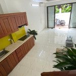 Bán nhà ngô thì nhậm hà đông - 4 tầng dân xây - mt4.4m - sát trường cấp 3 quang trung - giá 7.95 tỷ