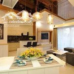 Cho thuê green valley nhà mới 3pn, 2wc, 135m, nội thất đầy đủ, view sân golf, có chỗ đậu xe hơi