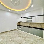 Bán nhà 3 tầng xây độc lập ngay gần chợ lãm hà, kiến an