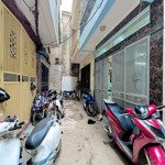 Bán gấp nhà thổ quan, đống đa dân xây kcbt vô cùng kiên cố 42m2x3 tầng ngõ nông gần phố chỉ 6.65 tỷ