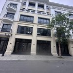 Chính chủ cần bán căn san hô gần biển hồ giá 8,9 tỷ