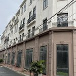 Bán nhà biệt thự đẹp tại sơn đồng center, giá thỏa thuận, 75m2, 6pn, 6wc. sẵn sổ đỏ giao dịch